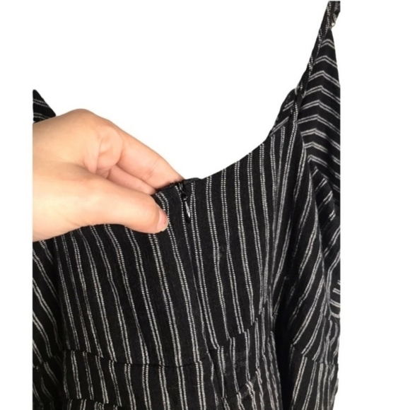 Honey Punch Tie Front Romper Black White Stripe Womens Medium M Adjustable Strap - Picture 7 of 14